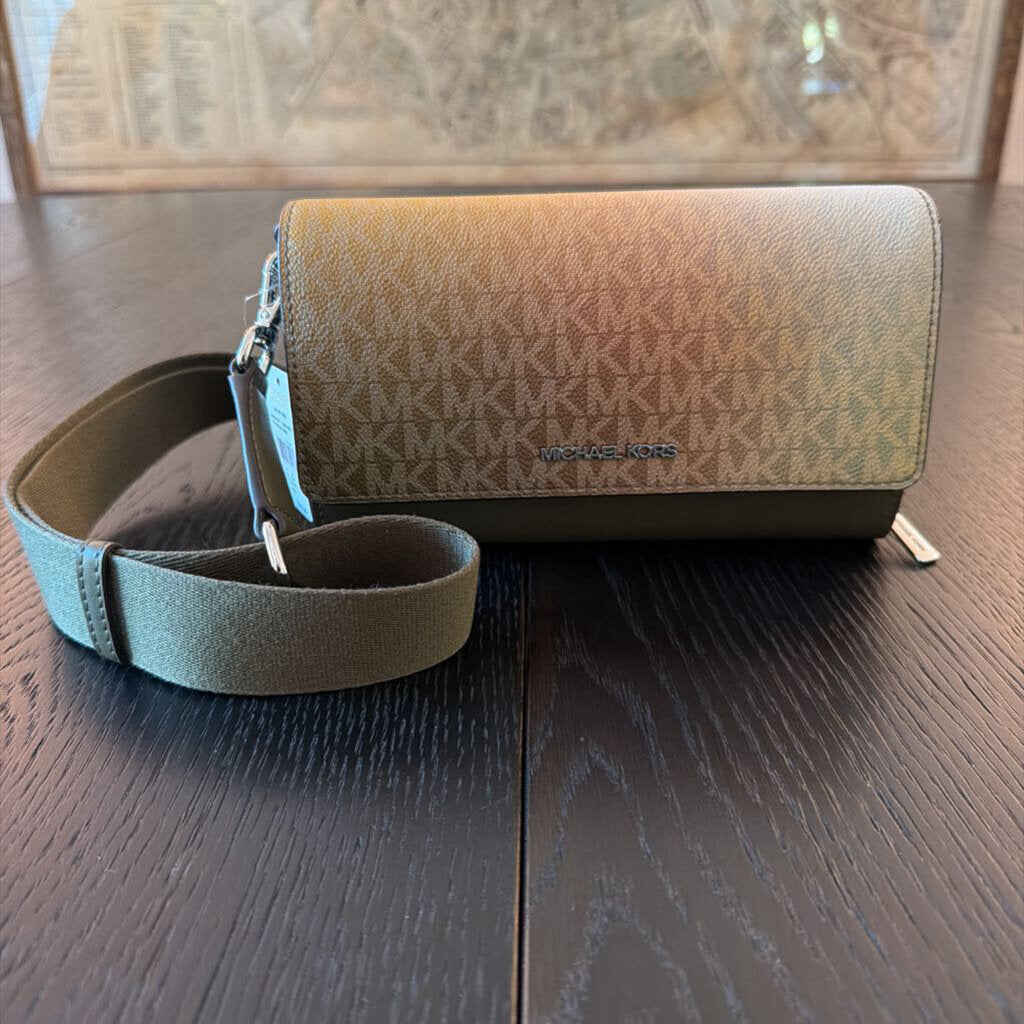 Michael Kors Jet Set Large Wallet Crossbody