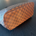 Louis Vuitton Neverfull Damier MM Tote CA4079
