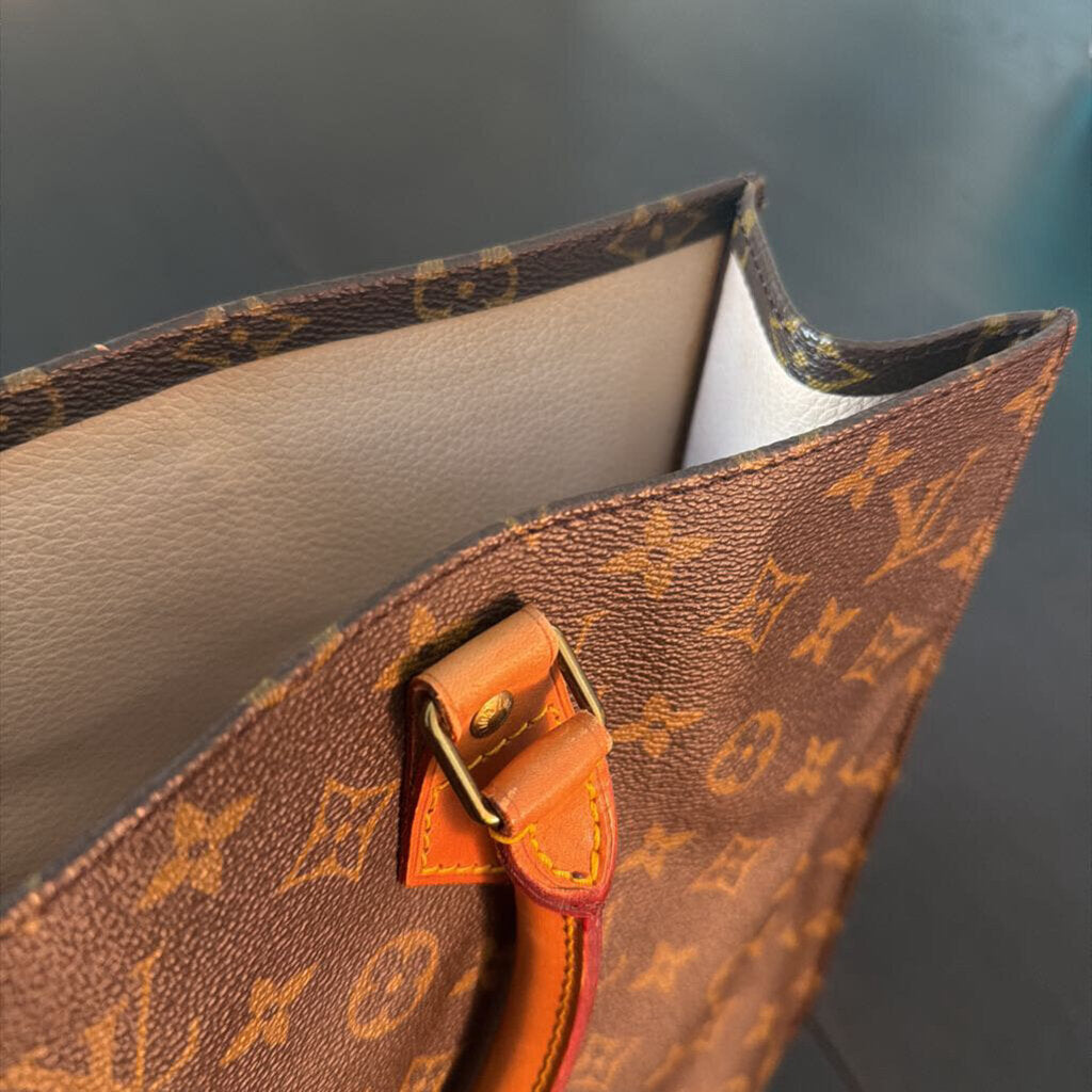 Louis Vuitton Sac Plat Monogram MI9002