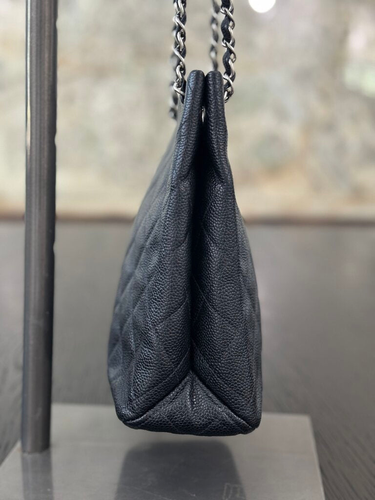 Chanel Matelasse Skin Chain Shoulder Bag