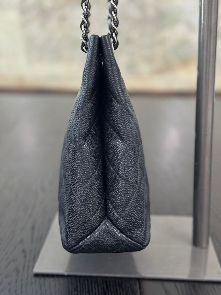 Chanel Matelasse Skin Chain Shoulder Bag