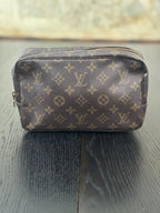 Louis Vuitton Trousse TH8908