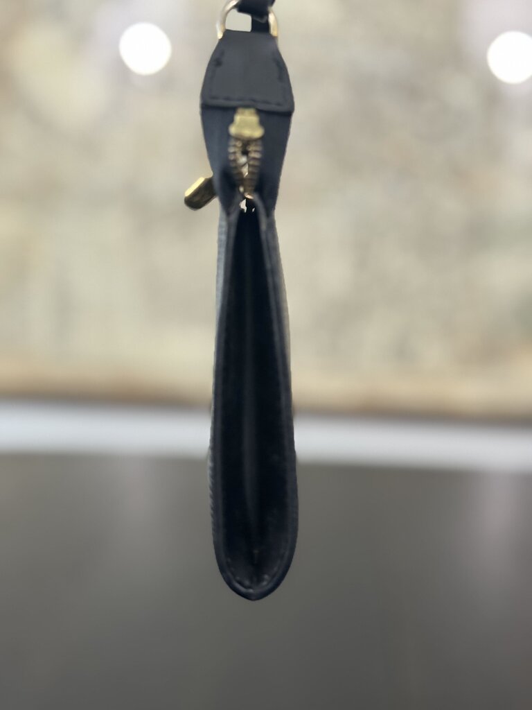 Louis Vuitton Epi Pouchette