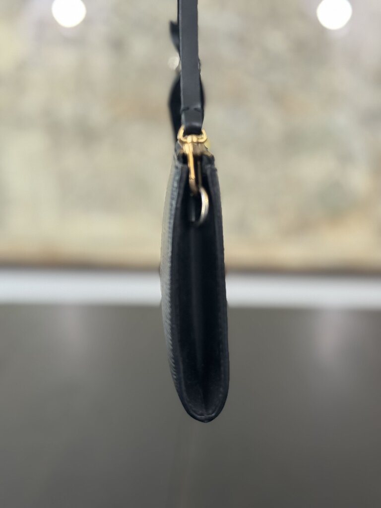 Louis Vuitton Epi Pouchette
