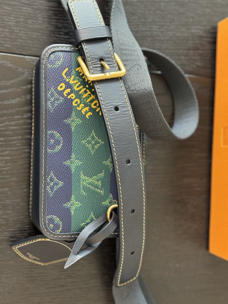Louis Vuitton Bosphore Wearable Wallet