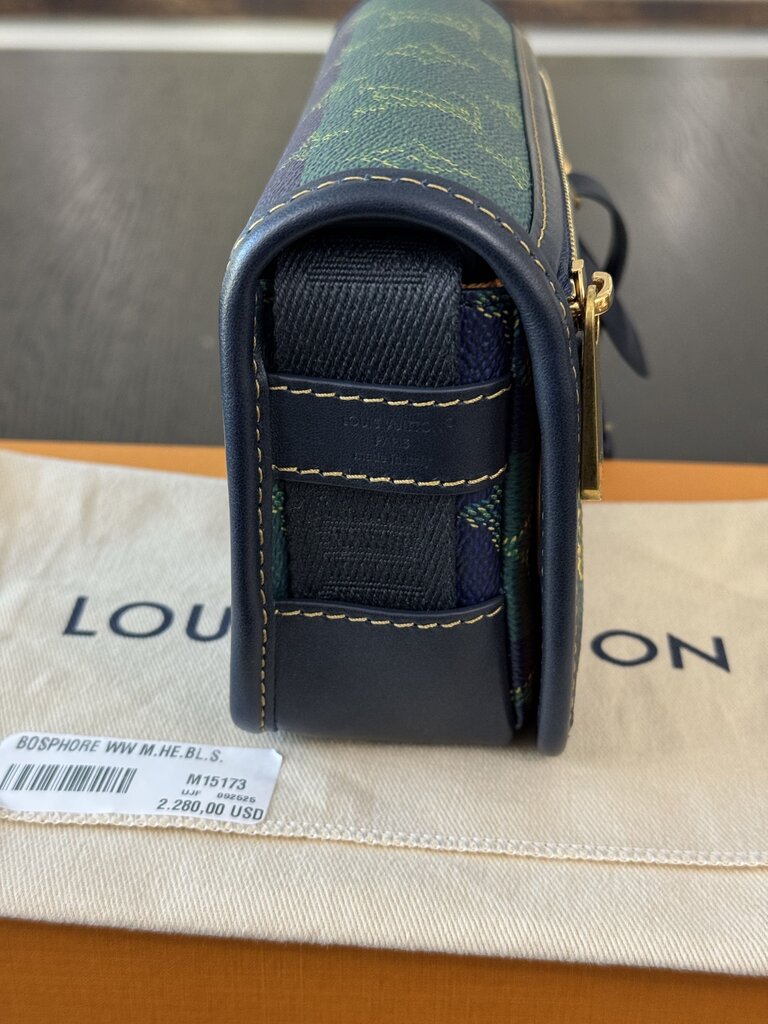 Louis Vuitton Bosphore Wearable Wallet