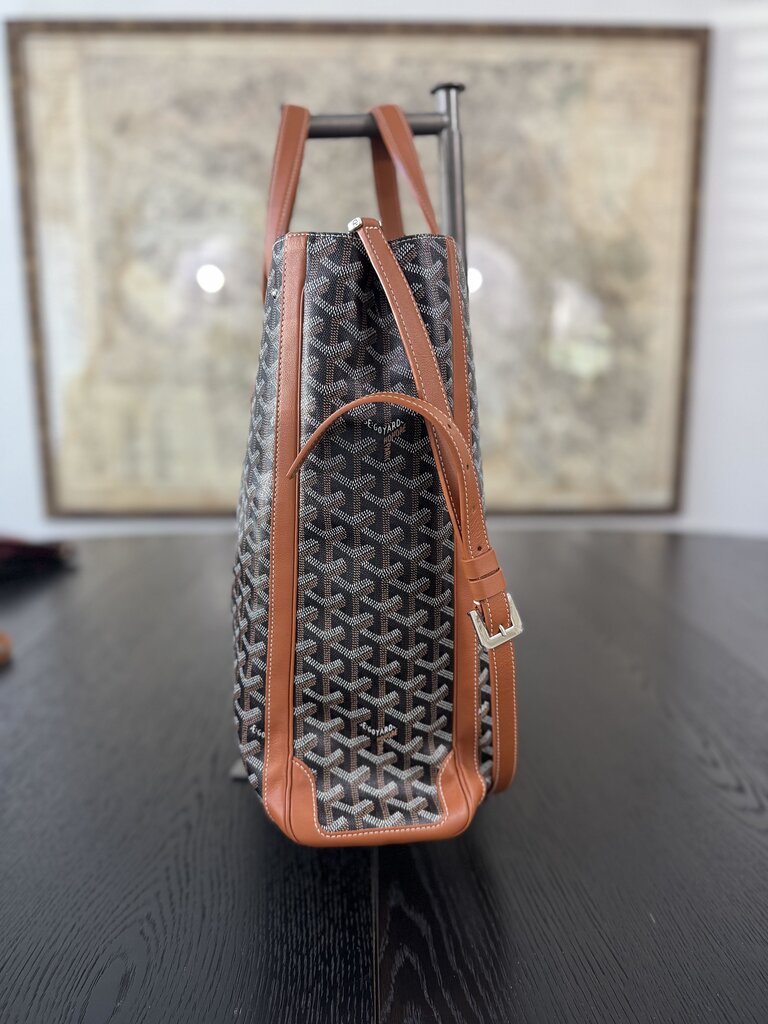 Goyard Voltaire