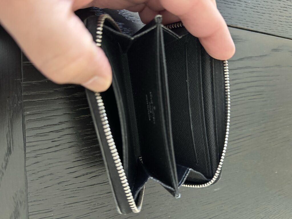 Louis Vuitton Damier Zippy Coin Card Purse