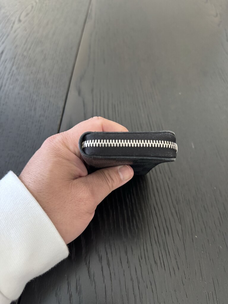 Louis Vuitton Damier Zippy Coin Card Purse