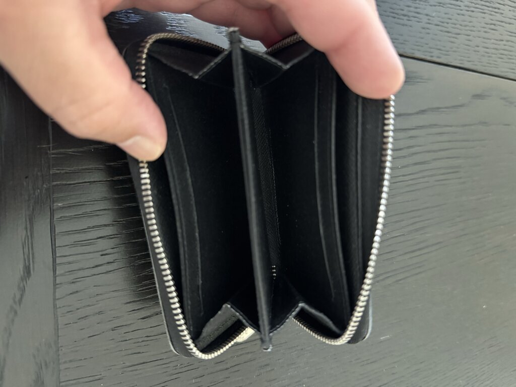 Louis Vuitton Damier Zippy Coin Card Purse