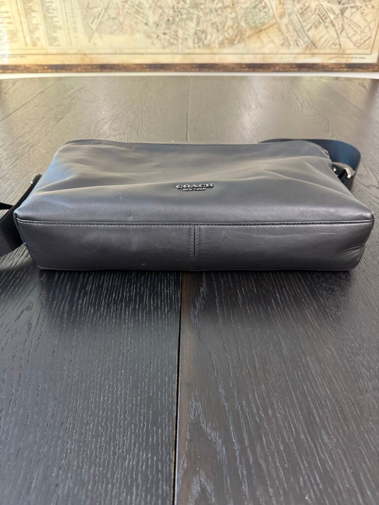 Coach Graham Laptop Bag Adjustable. Strap