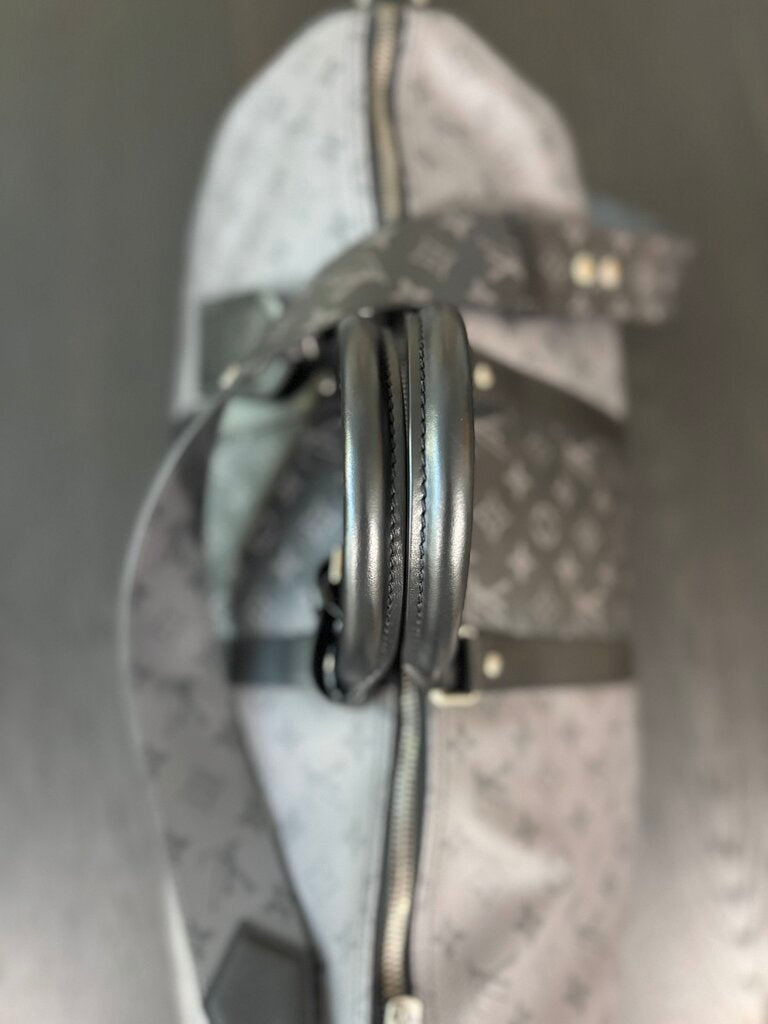 Louis Vuitton Reverse Monogram Eclipse Keepall Bandouliere