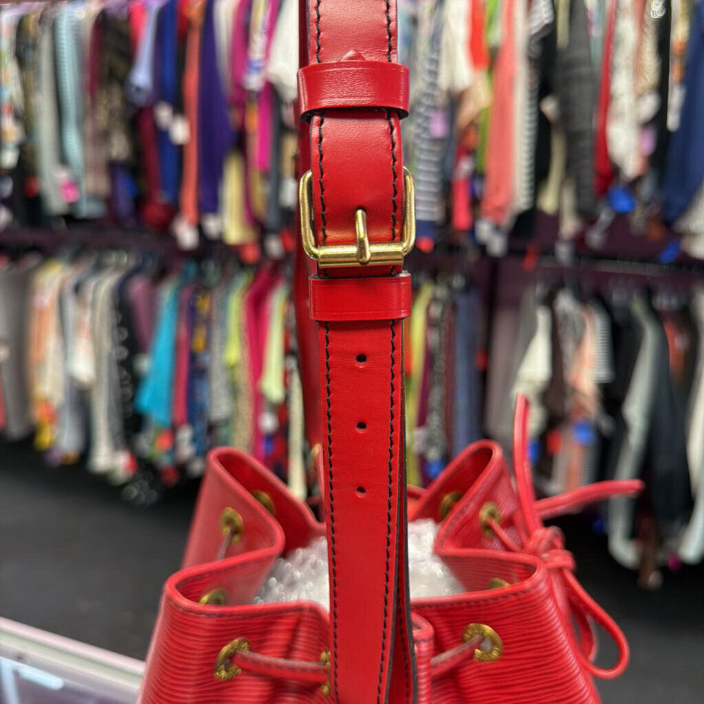 Louis Vuitton Epi Noe Bucket Bag