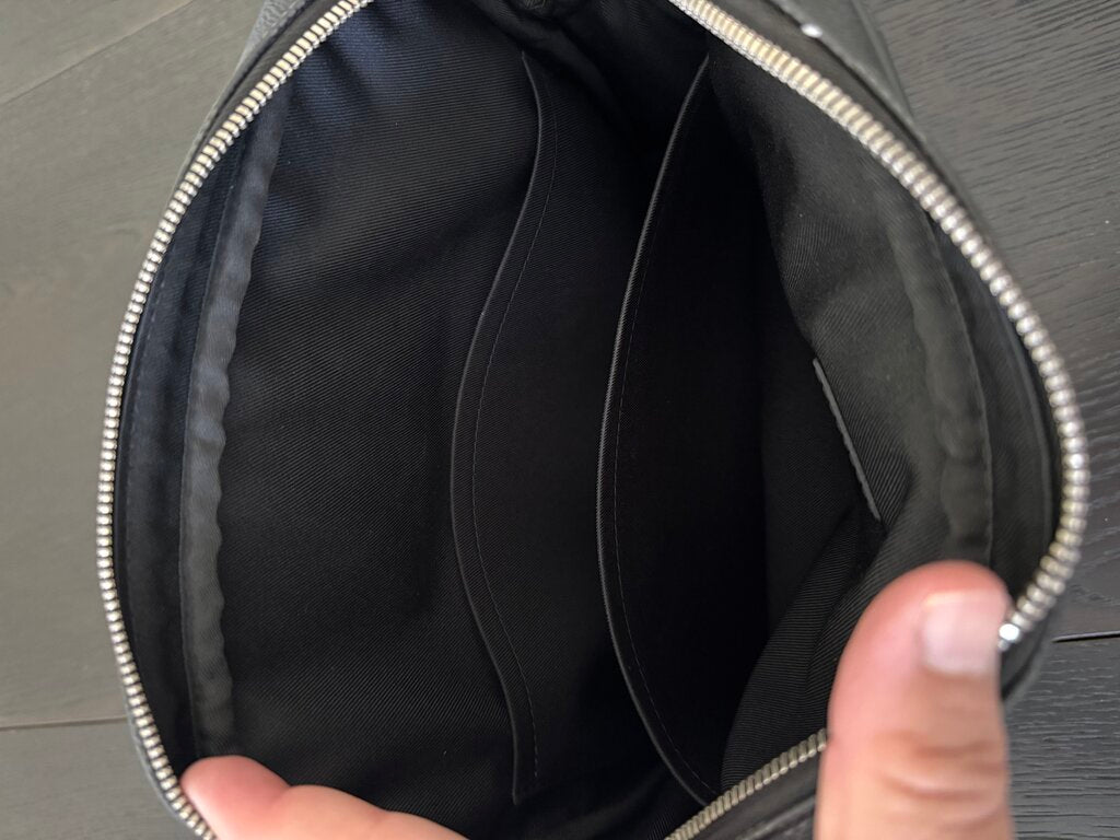 Louis Vuitton Damier Messenger Bag