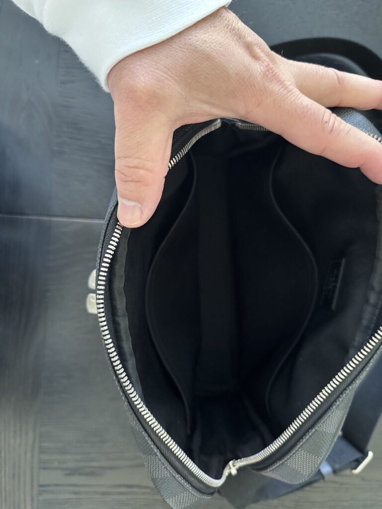 Louis Vuitton Damier Messenger Bag