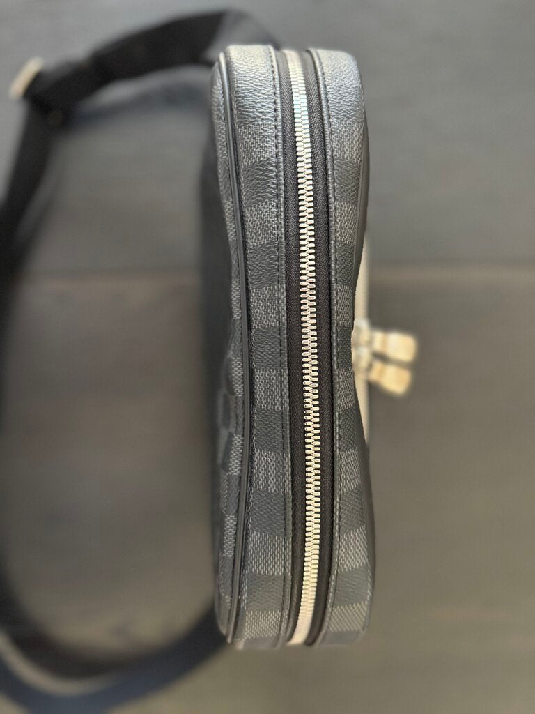 Louis Vuitton Damier Messenger Bag