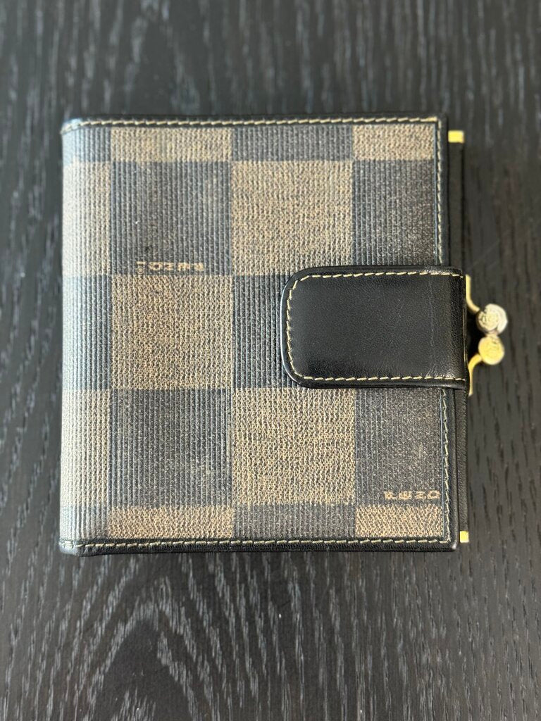 Fendi Wallet Vintage