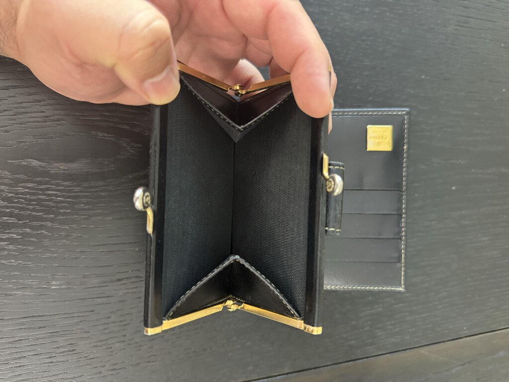 Fendi Wallet Vintage
