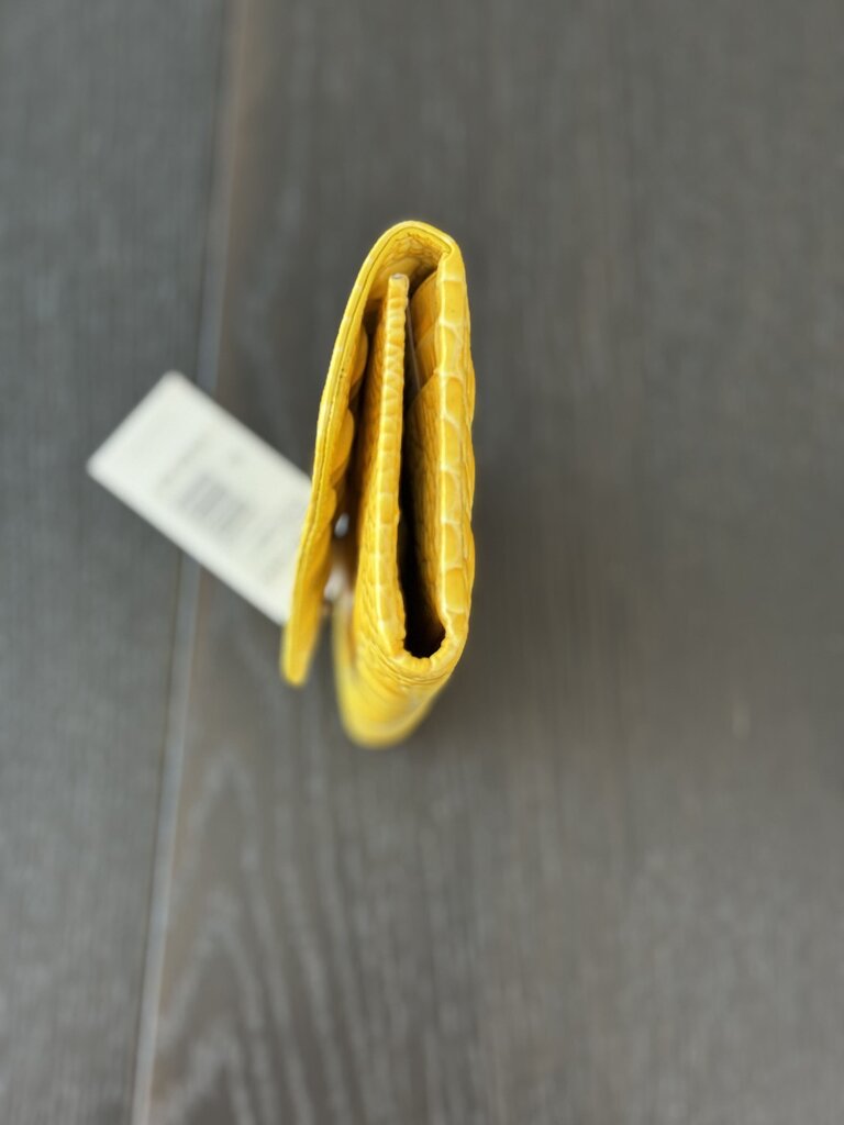 Brahmin Veronica Wallet