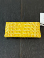 Brahmin Veronica Wallet