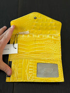 Brahmin Veronica Wallet