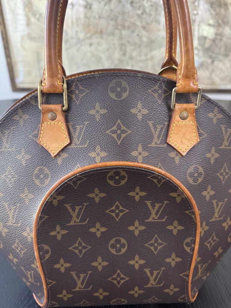 Louis Vuitton Ellipse Monogram M10969