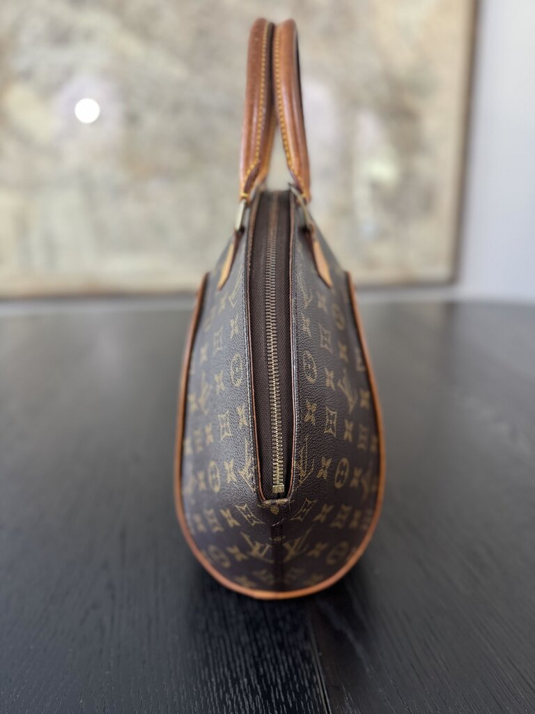 Louis Vuitton Ellipse Monogram M10969
