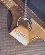 Louis Vuitton Ellipse Monogram M10969