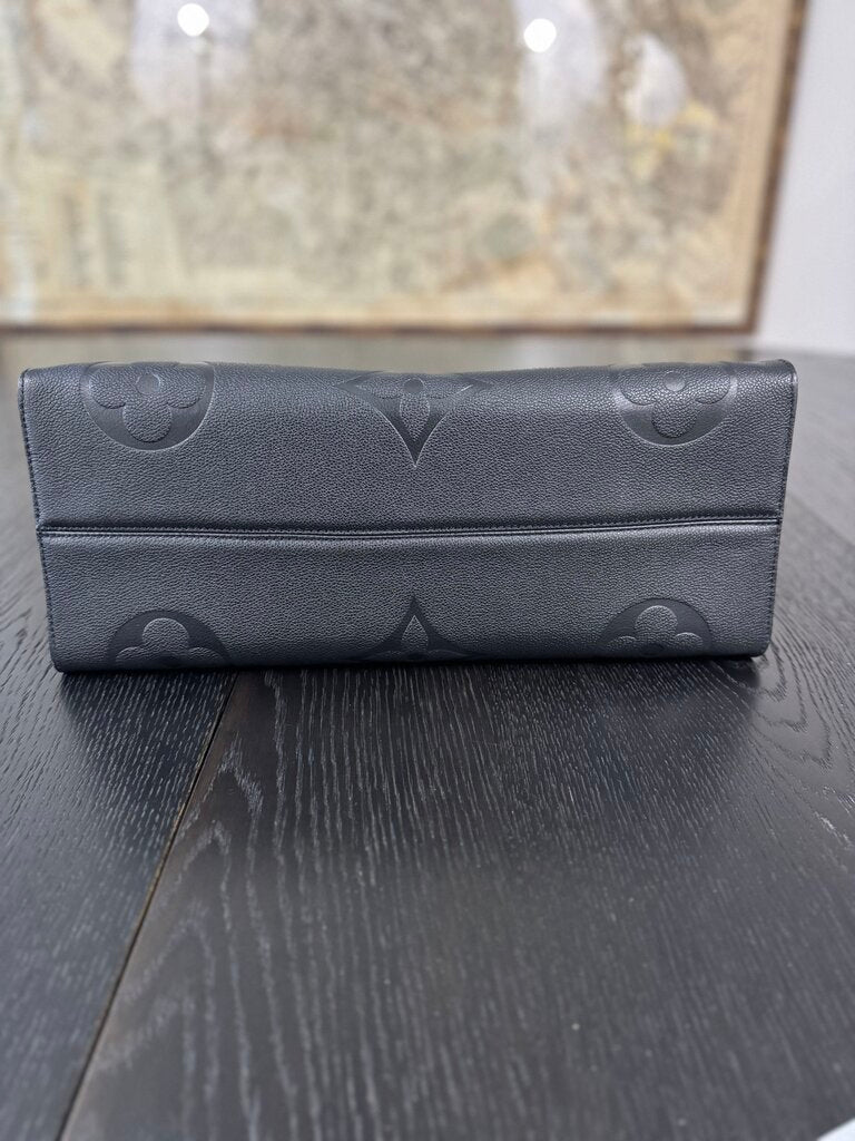 Louis Vuitton On The Go