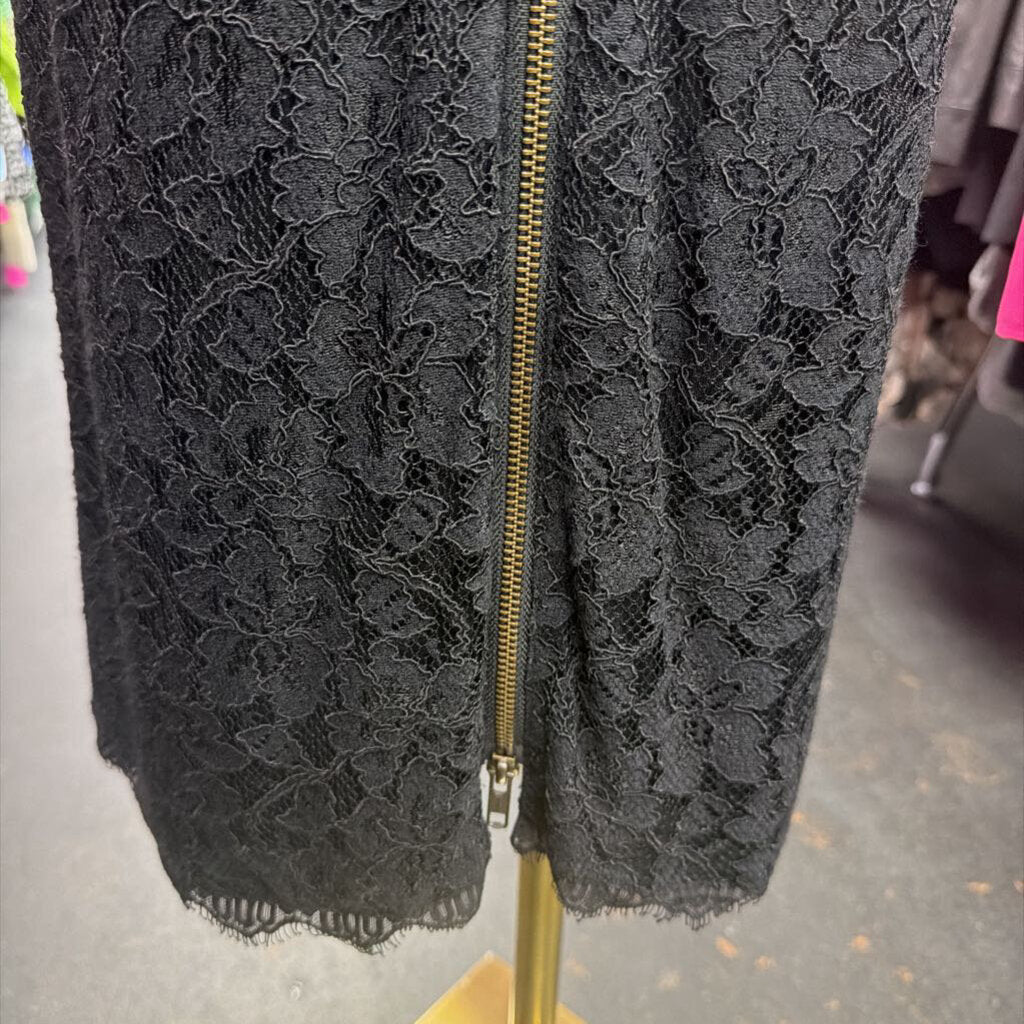 10 L/S Lace Solid Dress