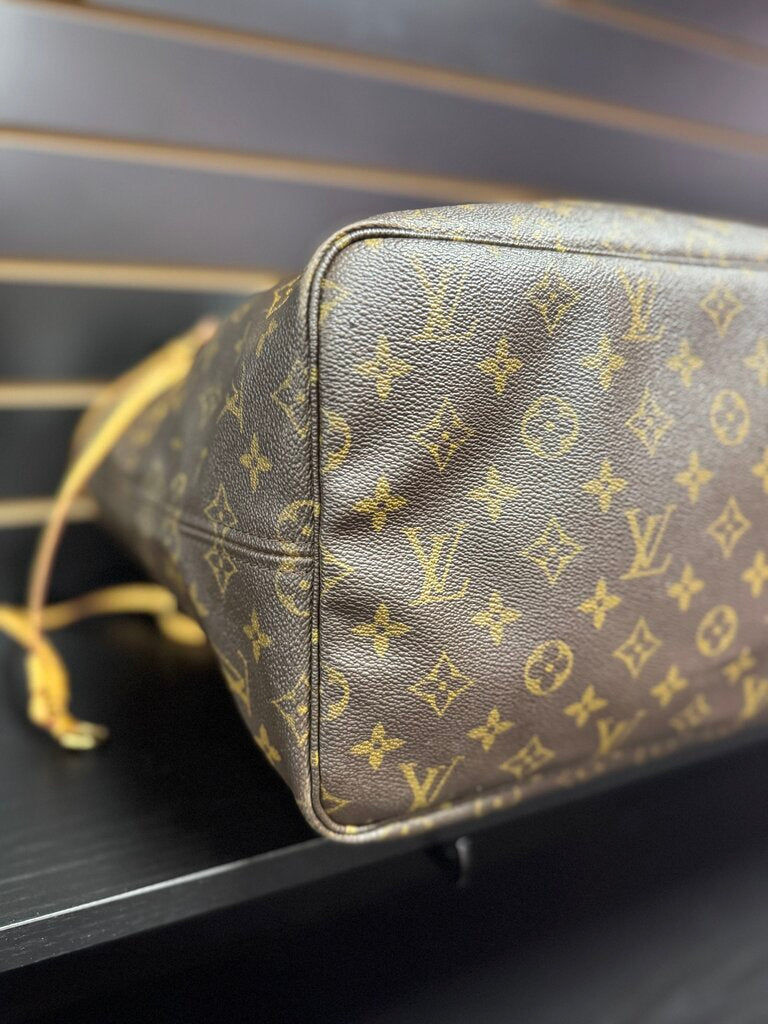 Louis Vuitton Neverfull Monogram