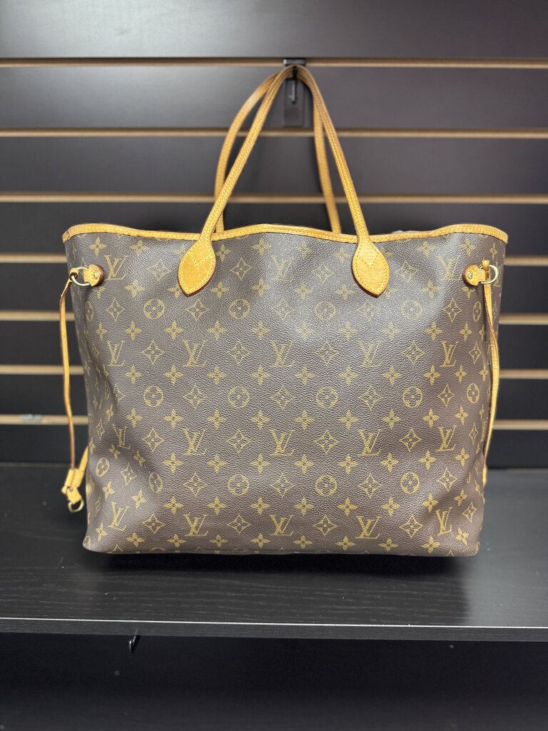 Louis Vuitton Neverfull Monogram