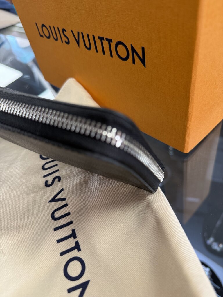 Louis Vuitton Damier Graphite Zippy Wallet Vertical