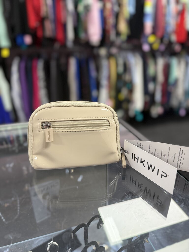 carry your confidence Zip wallet Rfid patent