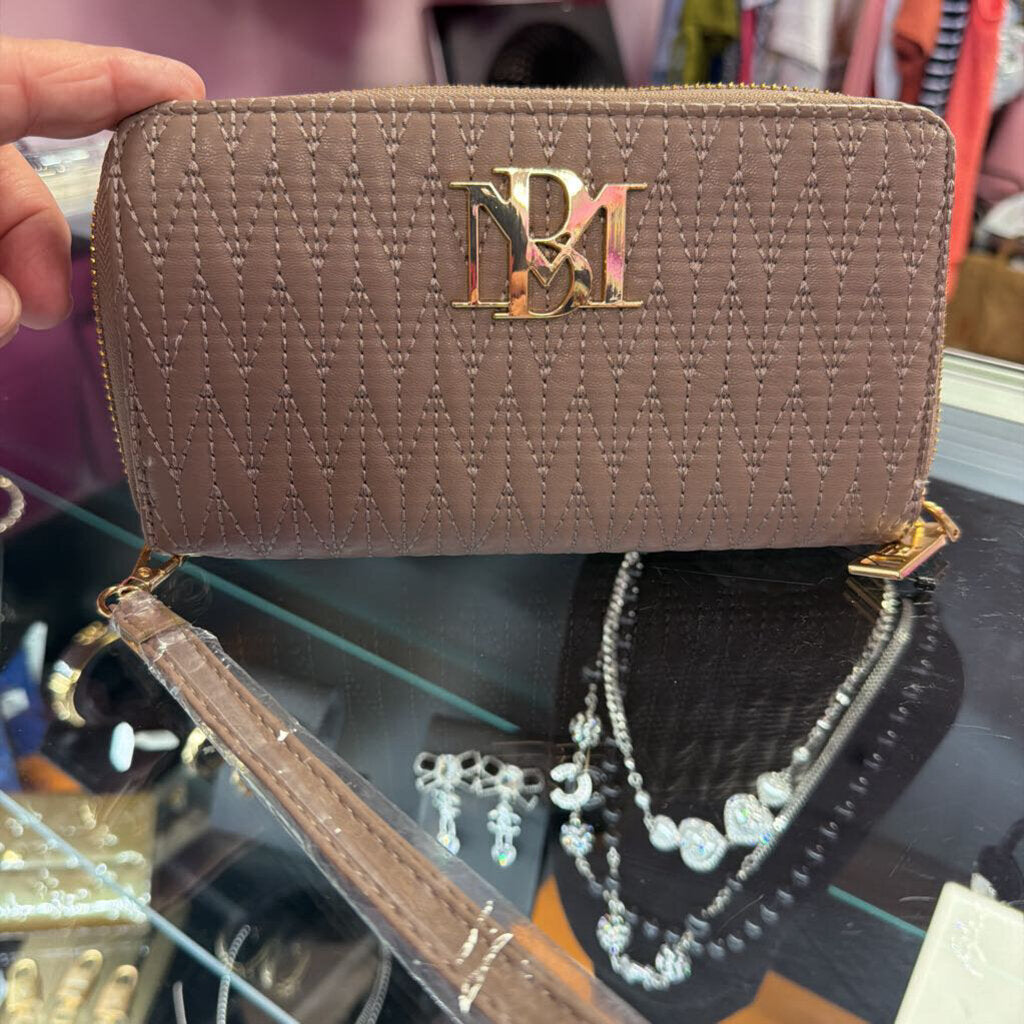 Badgley Mischa NWT Quilted Long Wallet
