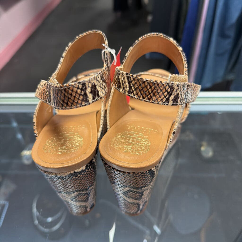 10M Vince Camuto Reptile Print Ankle Strap Peep Toe Sandal