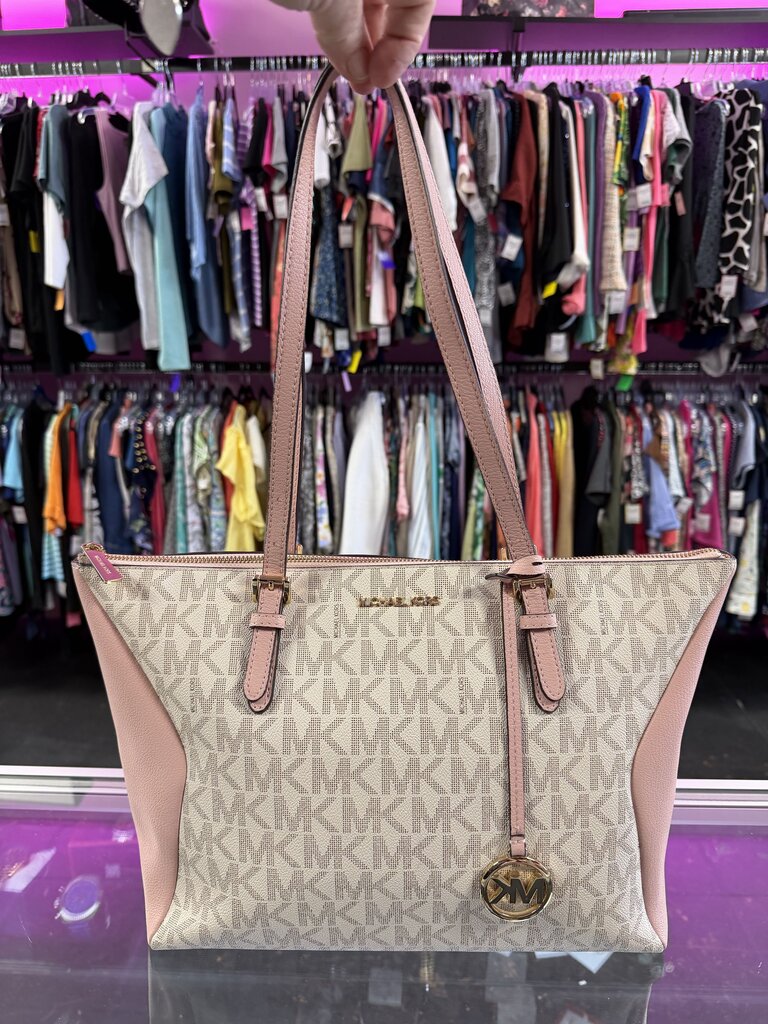 Michael Kors Voyager Zip Close Tote Medium Monogram