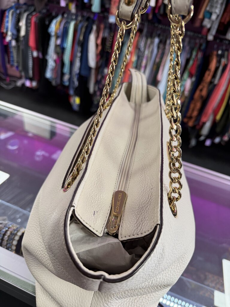 Michael Kors Jet Set Pebbled Leather Chain Strap Tote