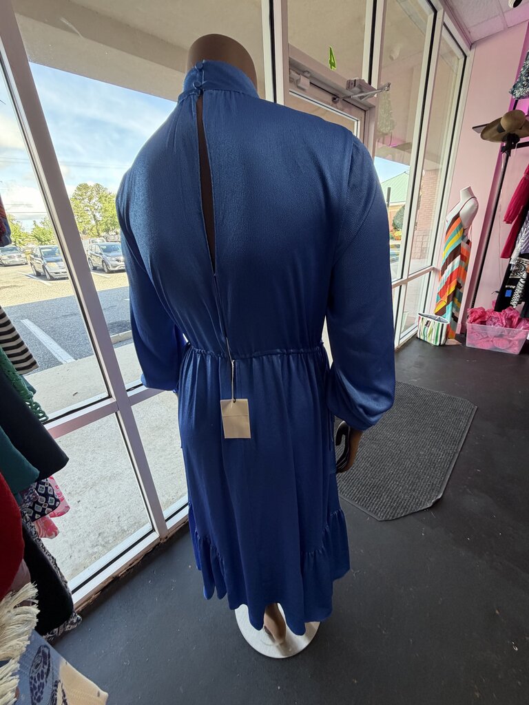 XL S/S NWT Halter Neck L/S Solid Cinch Waist Mini Calypso Dress