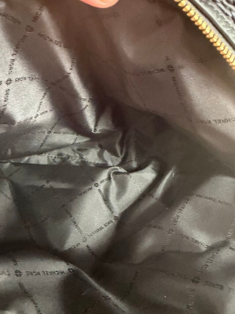 Michael Kors Purse Black Jet Set Large Pebbled Leather Gold Chain Shoulder Tote