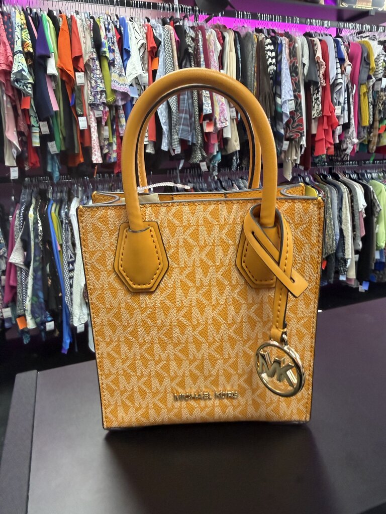 Michael Kors Mercer Extra Small Saffiano Signature Crossbody NWT (Michael Kors, Extra Small
