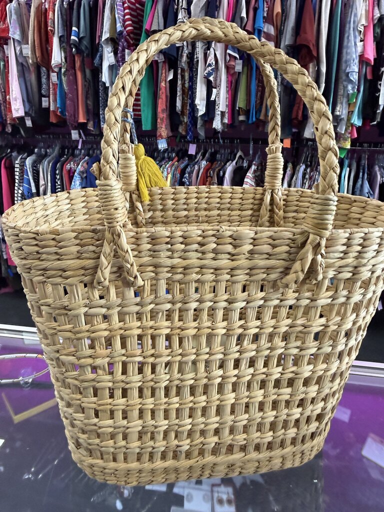 Hattack Woven Beach Tote W/ Fringe