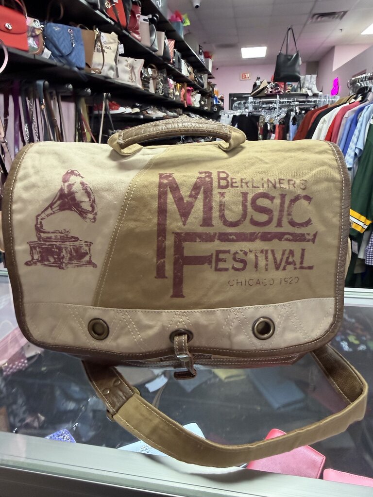 Clay Ray Music Festival Messenger Bag