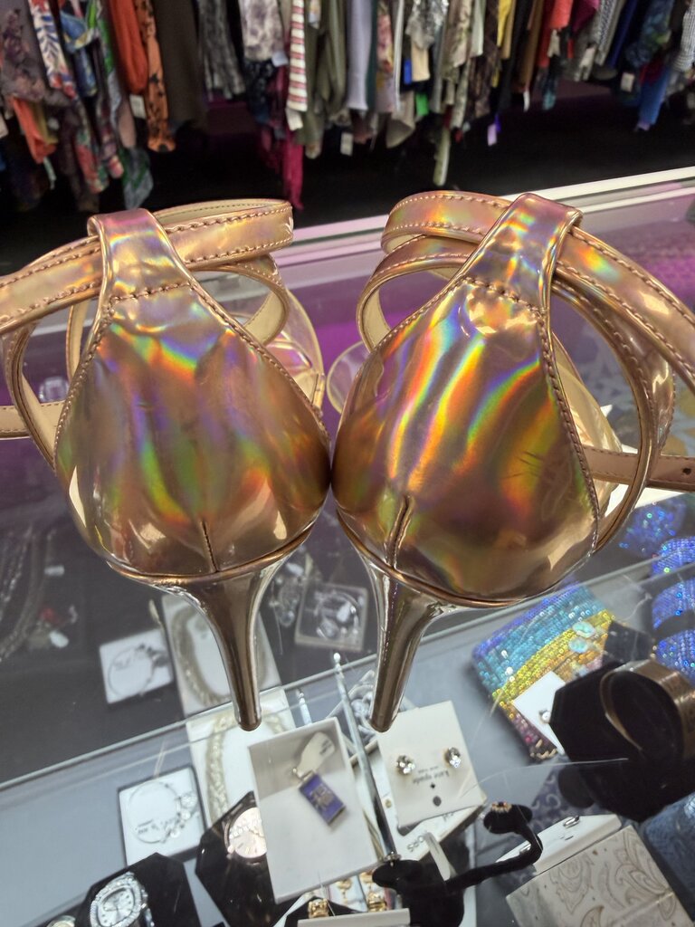 8.5 Guess Felecia Iridescent Ankle Strap Heeled Sandals Holograhic Finish Lucite Strap