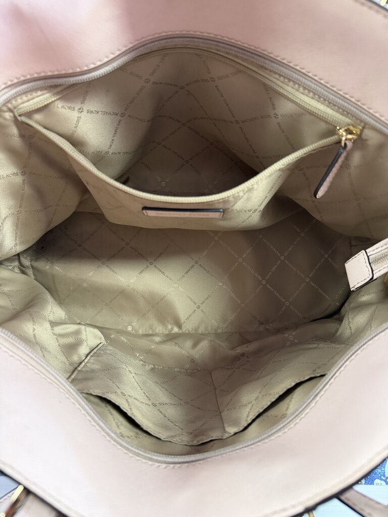 Michael Kors Gilly Large Drawstring Travel Tote Bag Logo