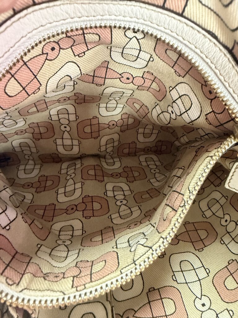 Gucci Jolicoeur Messenger Bag GG Canvas web