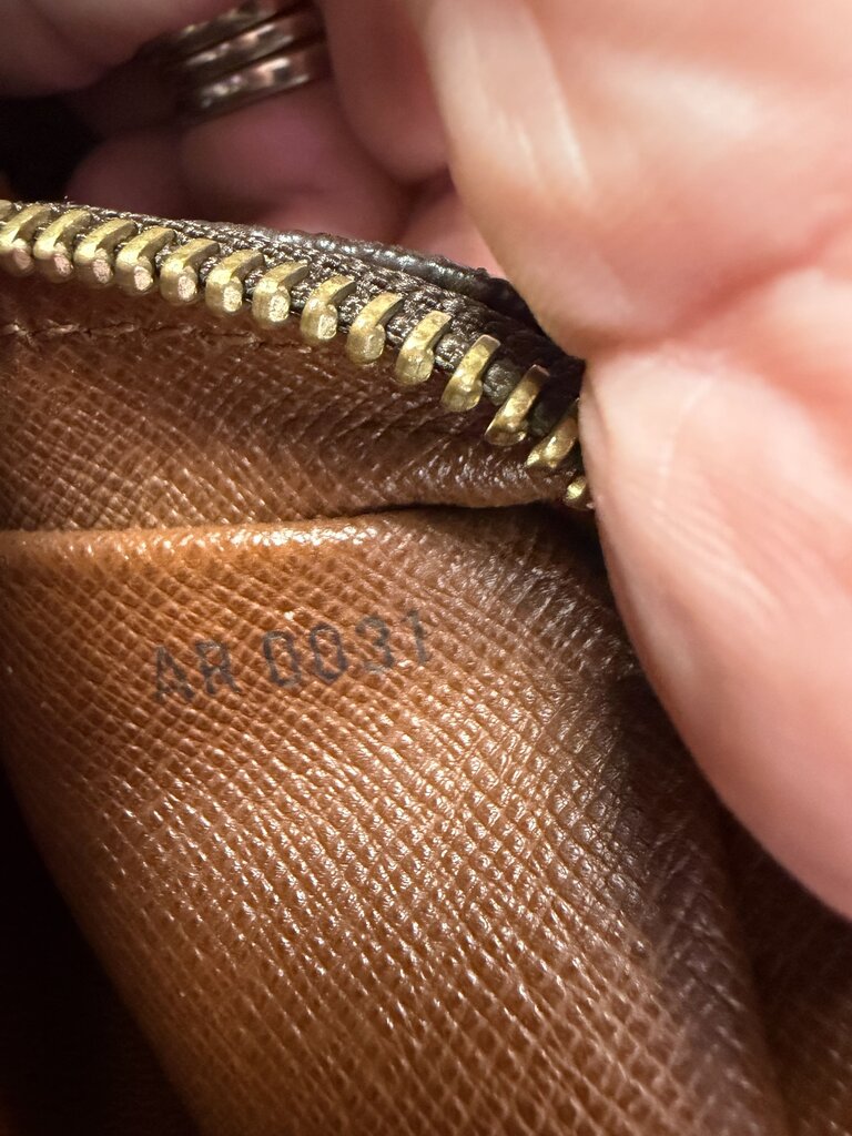 Louis Vuitton Amazone Monogram Crossbody AR 0031 France in March of 2001