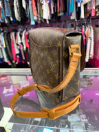 Louis Vuitton St Cloud GM TH1911 France November 1991