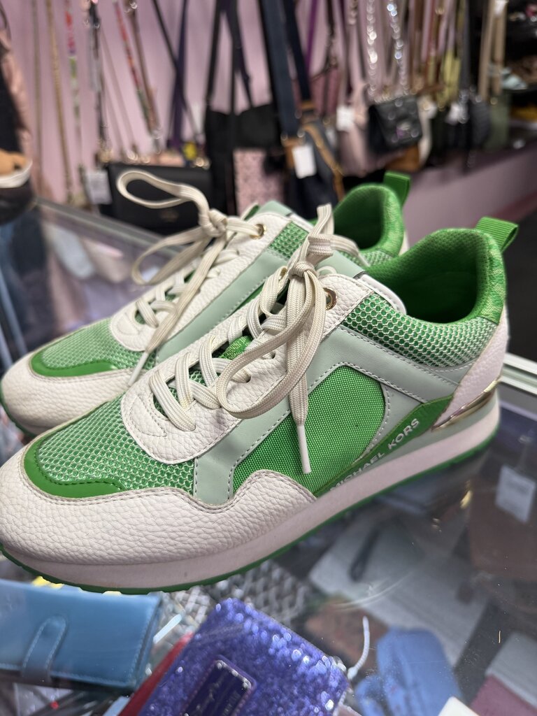 9 Michael Kors Wilma Trainers Logo