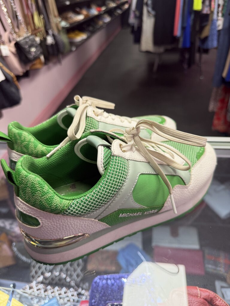 9 Michael Kors Wilma Trainers Logo